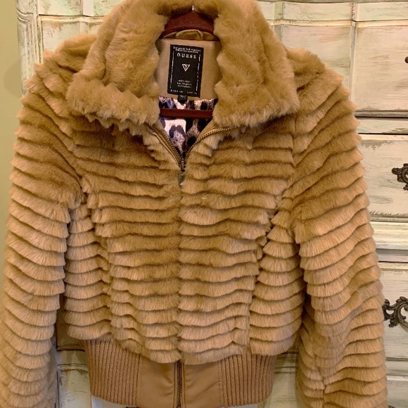 Guess Jackets & Blazers - 🔥🔥 HOST PICK!!! Guess camel color faux jacket.